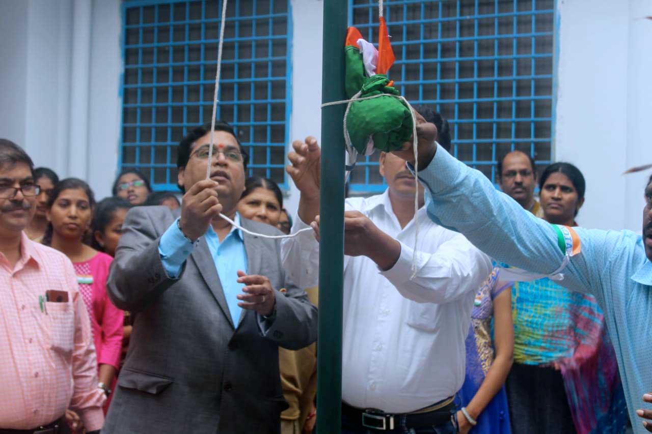 Hon'ble Minister